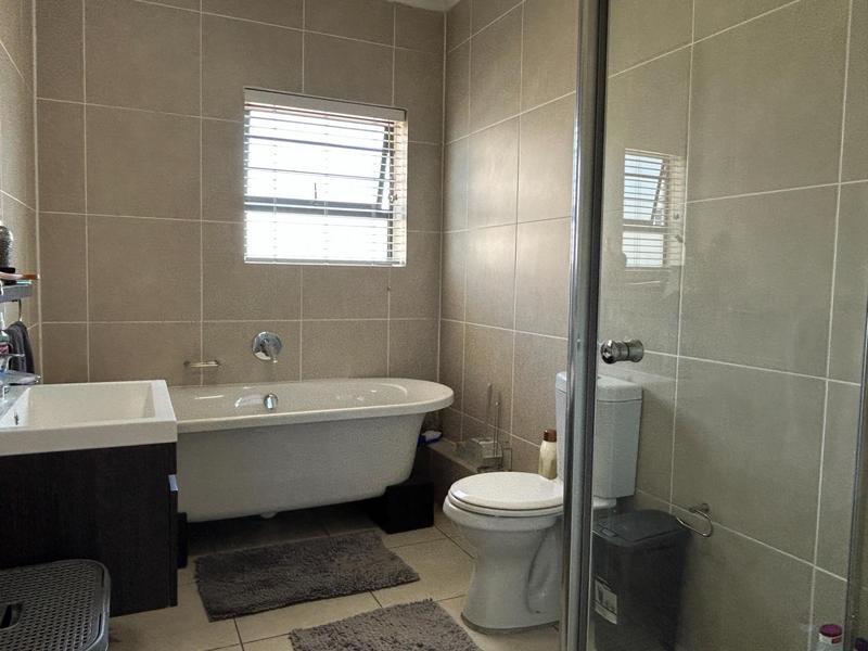 3 Bedroom Property for Sale in Sandown Western Cape